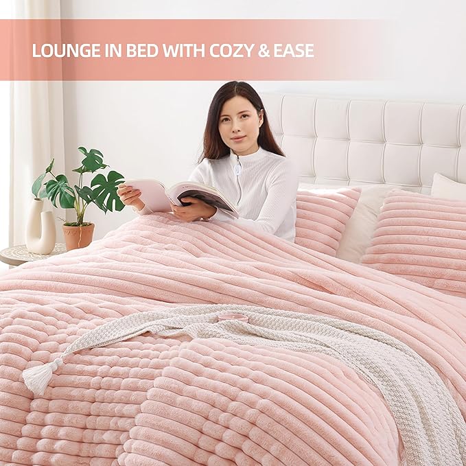 Smoofy Fluffy Queen Size Comforter Set 3 Pieces - Blush Pink Fleece Fluffy Comforter Set, Luxury Fuzzy Queen Bedding, Soft Warm Queen Bed Set All Season, Heavy Faux Fur Comforter with 2 Pillow Cases