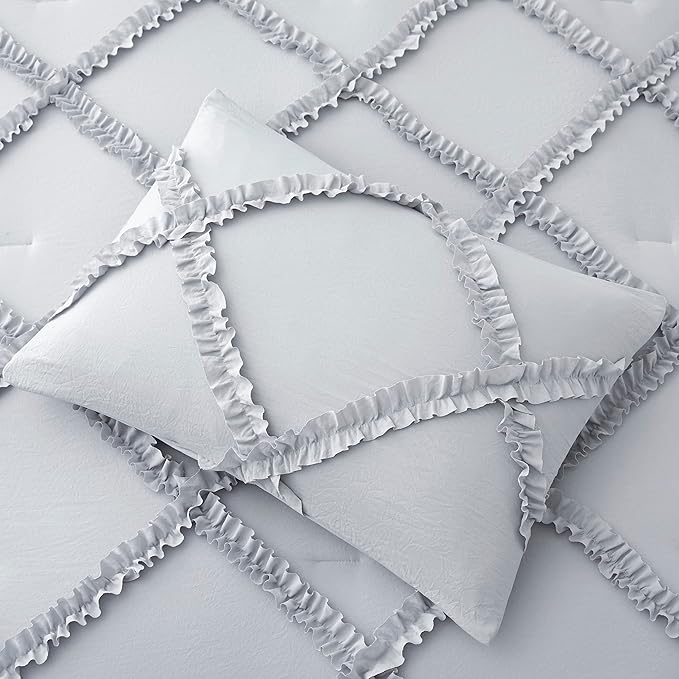 Bonlino Oversized King Comforter Set Soft Bedding - 3 Pcs Tufted Decor Fluffy Comforter Boho Bed in a Bag with Cute Lightweight Pillowcase for Dorm Farmhouse Bedroom Luxury Gift(Light Grey)