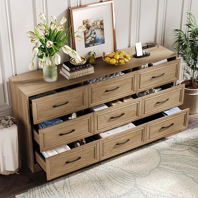 Fameill Dresser for Bedroom, 9 Drawer Wide Dresser Organizer with Charging Station, Tall Dresser for Hallway, Wood Dresser with Metal Handles, Oak