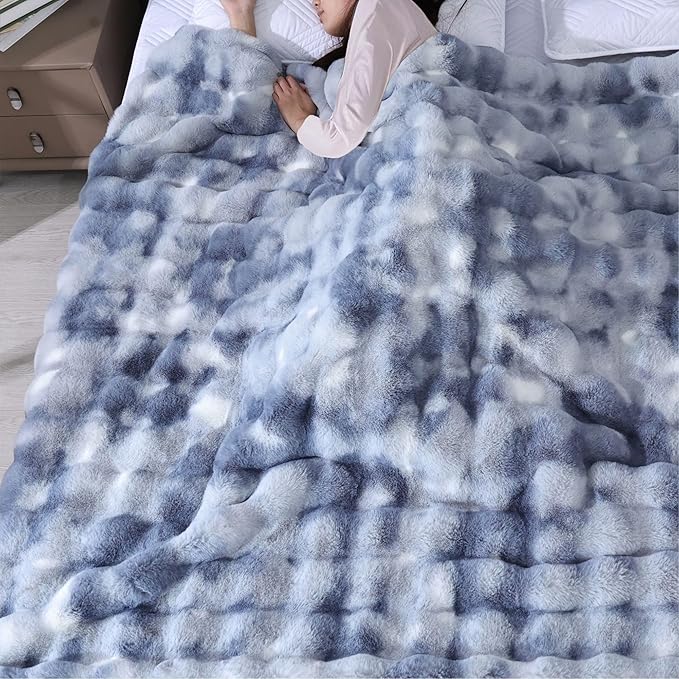 Faux Fur Thick Tie-dye Blue Fluffy Throw Blanket for Couch Bed 50x60 Fuzzy Soft Blanket for Adults Women Gift Home Living Room Decor 860 GSM
