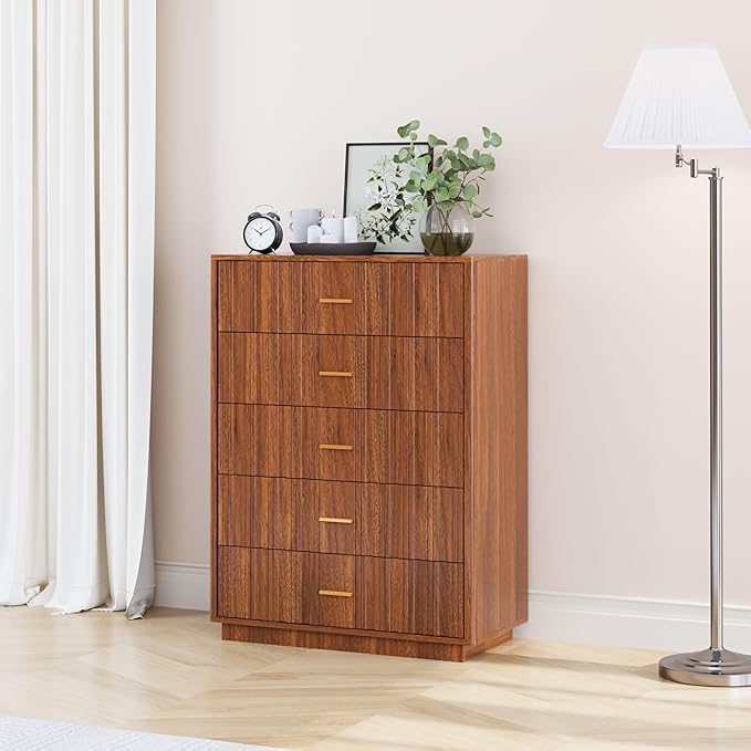 Fluted 5 Drawers Dresser for Bedroom, Wooden Tall Storage Dresser, Modern Chest of Drawers with Metal Handle, Curved Profile Wood Closet Clothes Storage Organizer for Living Room, Hallway, Walnut