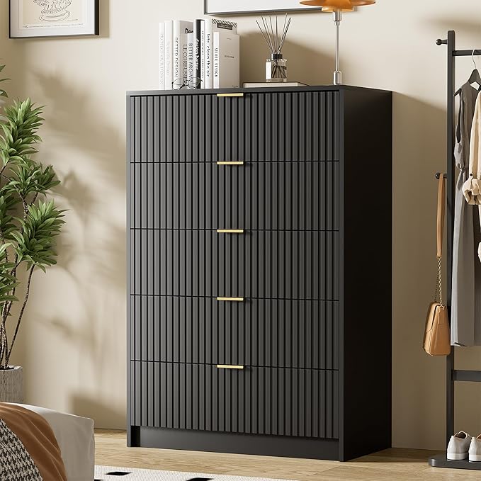 Black Dresser for Bedroom, Modern Dresser with 5 Drawers and Smooth Slides, Wide Chest of Drawers with Golden Handles for Bedroom, Living Room, Closet, 15.7" D x 31.5" W x 47.2" H