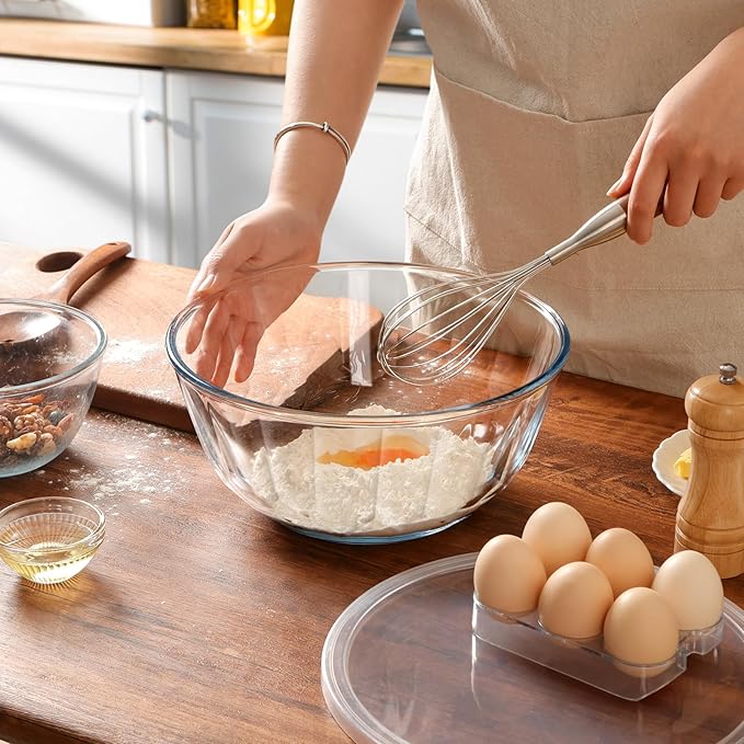 NUTRIUPS 4.7 Quart Large Glass Mixing Bowl with Lid, Deep Big Glass Bowl Large Salad Bowl (White-A)