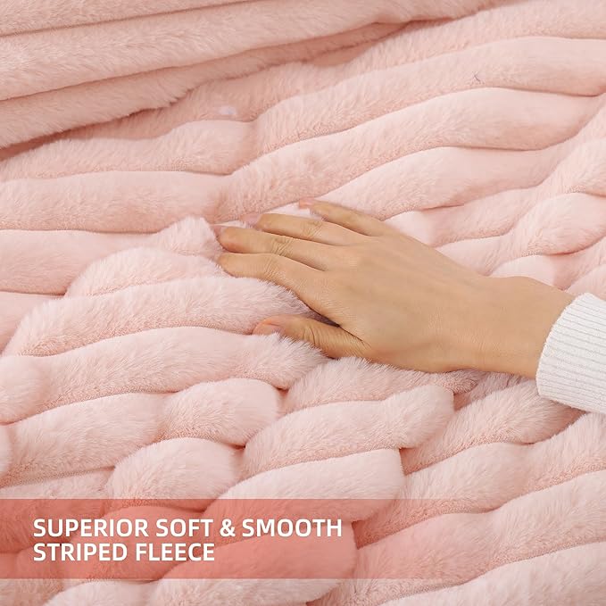 Smoofy Fluffy King Size Comforter Set 3 Pieces - Blush Pink Fleece Fluffy Comforter Set, Luxury Fuzzy King Bedding Set, Soft King Bed Set All Season, Heavy Faux Fur Comforter with 2 Pillow Cases