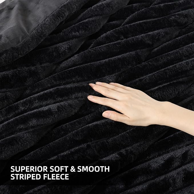 Smoofy Fluffy Twin Comforter Sets 2 Pieces - Black Fleece Fluffy Comforter Set, Luxury Fuzzy Twin Bedding Set, Soft Warm Comforter All Season, Heavy Faux Fur Comforter with Pillow Cases