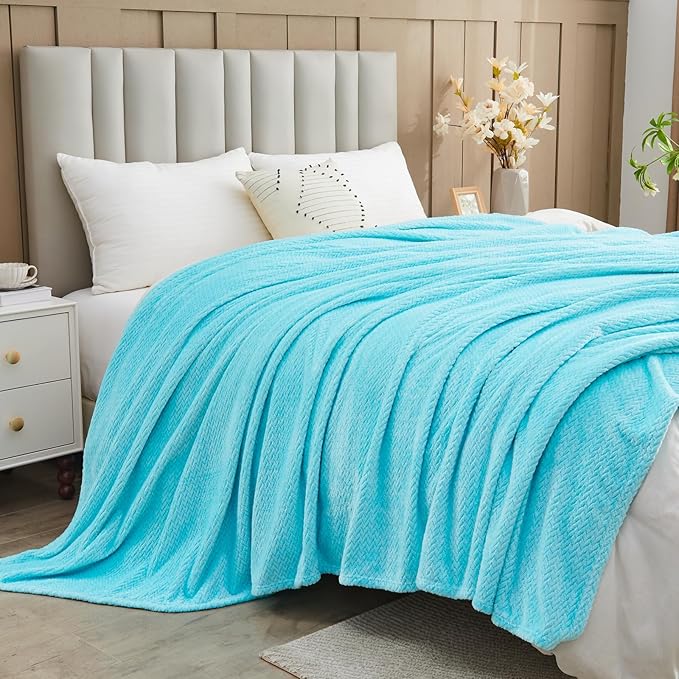 NEWCOSPLAY Super Soft Throw Blanket Turquoise Premium Silky Flannel Fleece Leaves Pattern Lightweight Bed Blanket All Season Use (Turquoise, Throw(50"x60"))