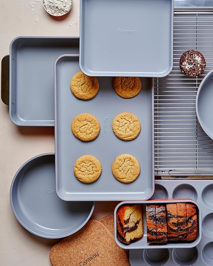 Caraway Non-Stick Ceramic Baking Sheet - Naturally Slick Ceramic Coating - Non-Toxic, PTFE & PFOA Free - Perfect for Baking, Roasting, and More - Medium (15" x 10") - Sage