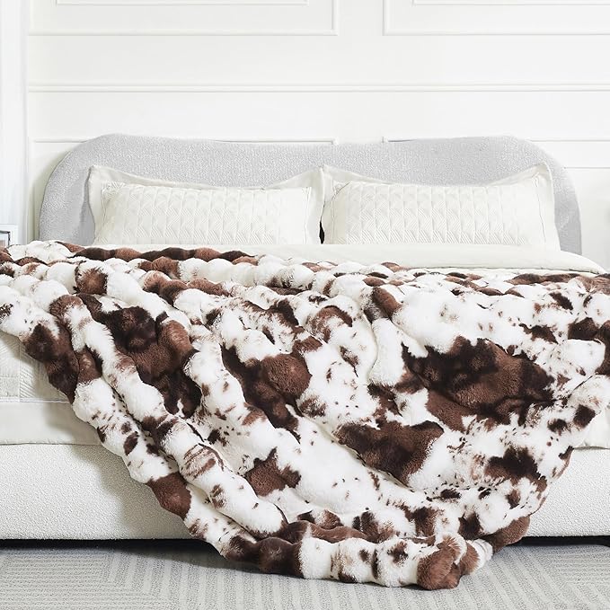 Ultra Plush Bubble Faux Rabbit Fur Blanket – 950GSM Thick Fluffy Throw Blanket for Bed, Couch, Sofa, or Gift, 60" × 80", Brown Cow