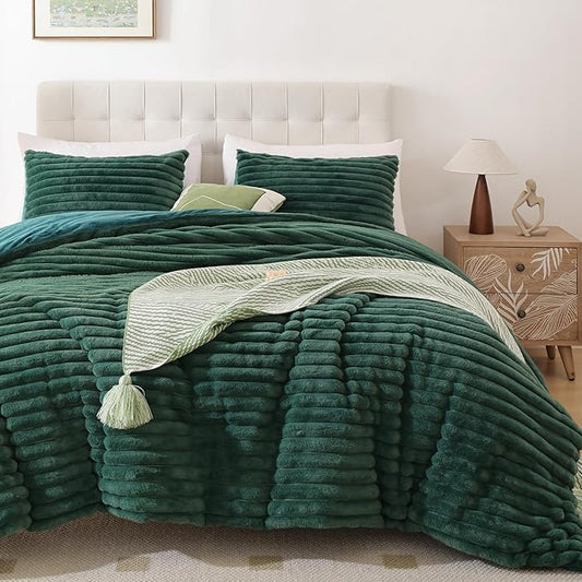 Smoofy Fluffy Queen Comforter Set 3 Pieces - Dark Green Fleece Fluffy Comforter Queen Set, Luxury Fuzzy Queen Bed Set, Soft &Warm Bed Comforter All Season, Heavy Queen Bedding with 2 Pillow Case