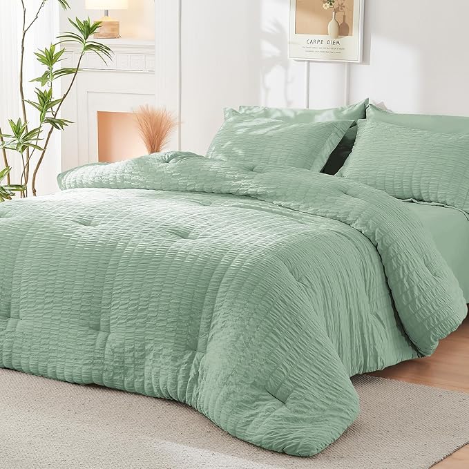 HYMOKEGE Sage Green King Size Comforter Set Seersucker 7 Pieces, All Season Luxury Bed in a Bag for Bedroom, Bedding Set with Comforters, Sheets, Pillowcases & Shams