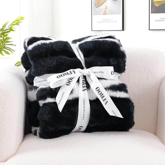 Plush Faux Rabbit Fur Throw Blanket – 850GSM Thick & Warm, Ultra Soft Fluffy Blanket for Couch, Bed, Sofa, Ideal Gift for Women, 50" × 60", Black