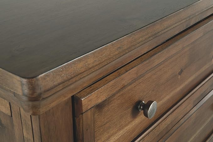 Signature Design by Ashley Flynnter Traditional 5 Drawer Chest, Medium Brown