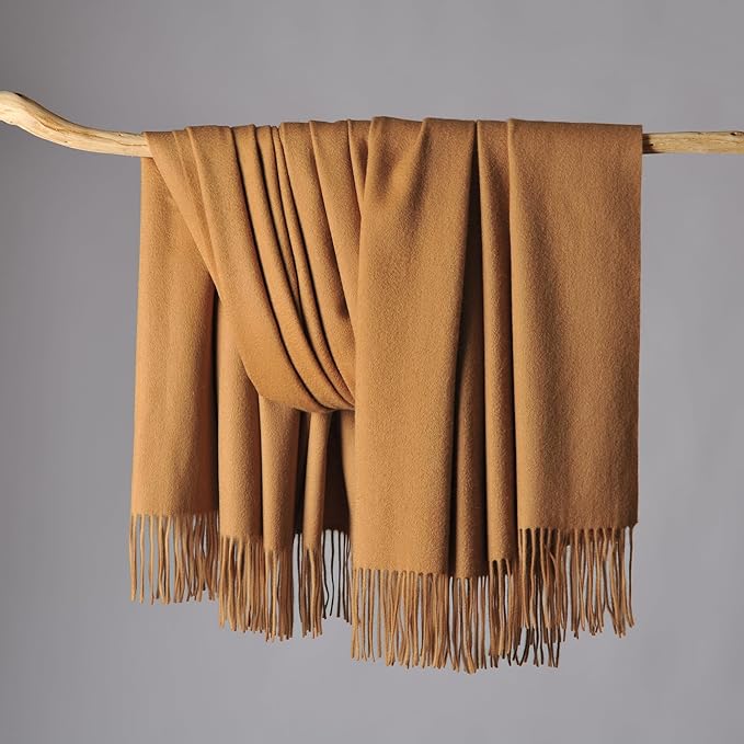 CUDDLE DREAMS Premium Cashmere Throw Blanket with Fringe, Luxuriously Soft (Camel)