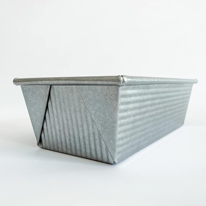 USA Pan Bakeware Aluminzed Steel 5-Piece Set Half, Cookie Sheet, Loaf, Square, Round Cake Pan