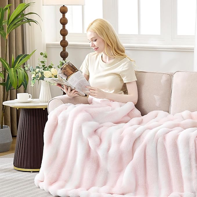Plush Faux Rabbit Fur Throw Blanket – 850GSM Thick & Warm, Ultra Soft Fluffy Blanket for Couch, Bed, Sofa, Ideal Gift for Women, 50" × 60", Light Pink