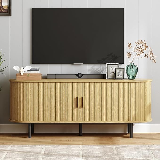 63" TV Stand with Power Outlet for TVs up to 70 Inch, Entertainment Center with Storage and Adjustable Shelves, Modern Media Console with Sliding Doors for Living Room, Oak
