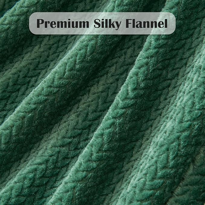 NEWCOSPLAY Super Soft King Blanket Dark Green Premium Silky Flannel Fleece Leaves Pattern Lightweight Bed Blanket All Season Use (Dark Green, King(90"x110"))