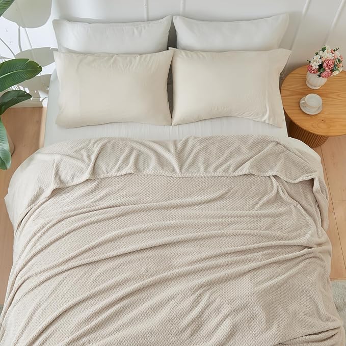 NEWCOSPLAY Super Soft Twin Blanket Linen Premium Silky Flannel Fleece Leaves Pattern Lightweight Bed Blanket All Season Use (Linen, Twin(60"x80"))