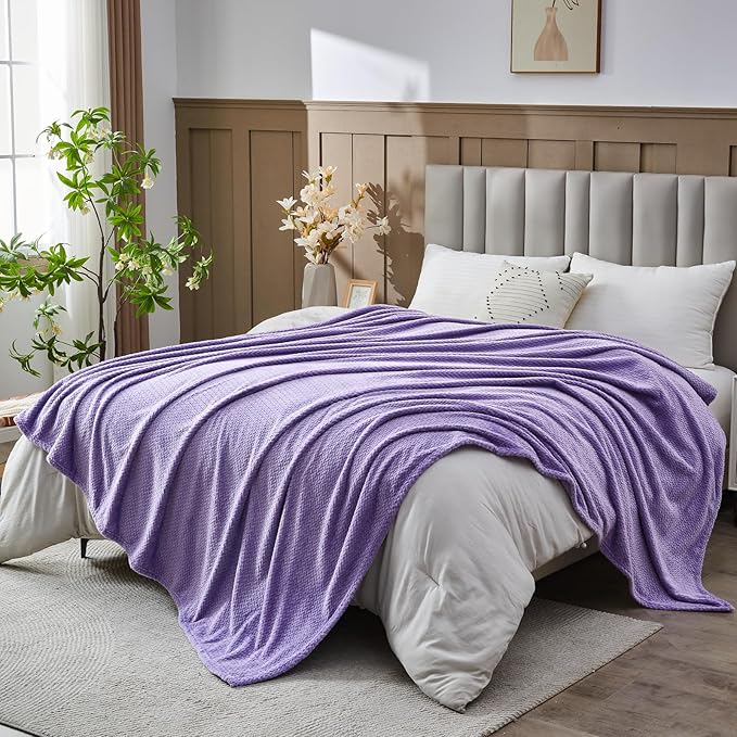 NEWCOSPLAY Super Soft Queen Blanket Lavender Premium Silky Flannel Fleece Leaves Pattern Lightweight Bed Blanket All Season Use (Lavender, Queen(90"x90"))