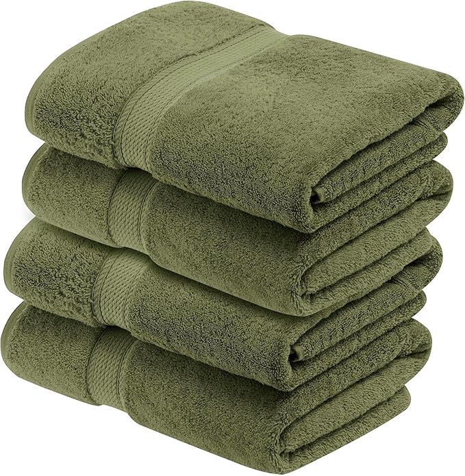 SUPERIOR Egyptian Cotton Pile Bath Towel Set of 4, Ultra Soft Luxury Towels, Thick Plush Essentials, Absorbent Heavyweight, Guest Bath, Hotel, Spa, Home Bathroom, Shower Basics, Forest Green