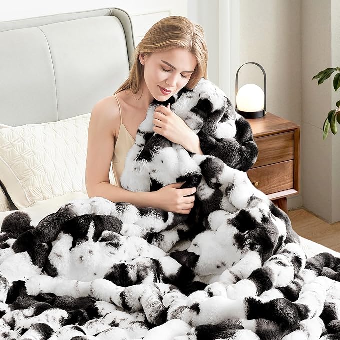 Ultra Plush Bubble Faux Rabbit Fur Blanket – 950GSM Thick Fluffy Throw Blanket for Bed, Couch, Sofa, or Gift, 60" × 80", Black Cow