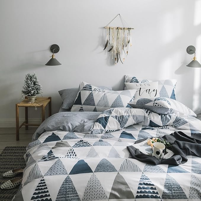 mixinni Comforter King Size Fluffy Modern Style Geometric Grayish Blue Triangle Patterned Comforter Set for All Season 3 Pieces 1 Soft Comforter with 2 Pillow Shams