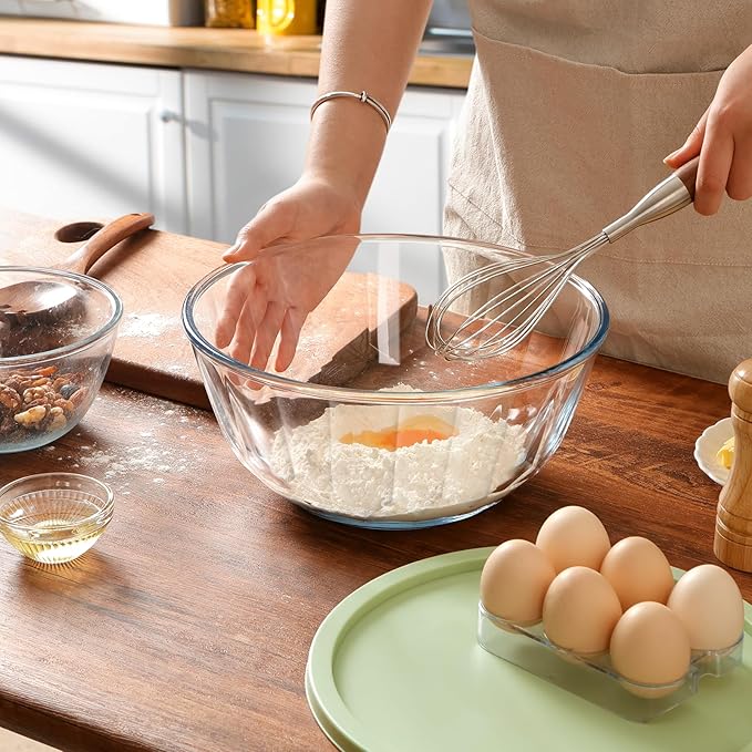 NUTRIUPS 4.7 Quart Large Glass Mixing Bowl with Lid, Deep Big Glass Bowl Large Salad Bowl (Green-A)