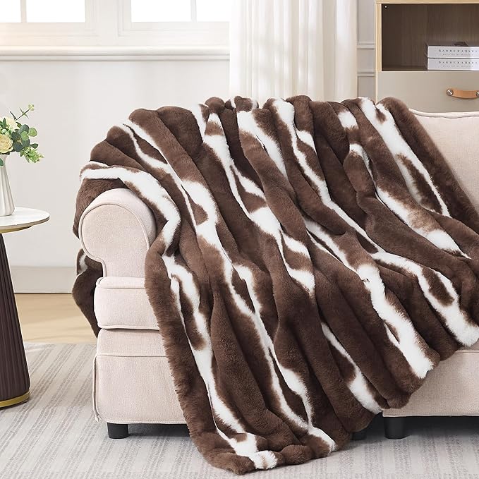 Plush Faux Rabbit Fur Throw Blanket – 850GSM Thick & Warm, Ultra Soft Fluffy Blanket for Couch, Bed, Sofa, Ideal Gift for Women, 50" × 60", Chocolate