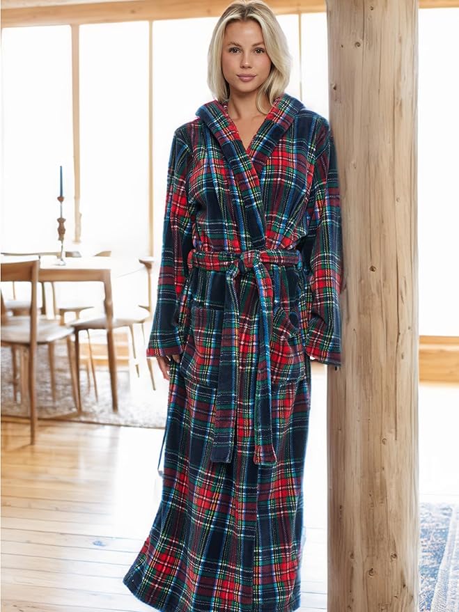 Alexander Del Rossa Womens Robe, Long Plush Bathrobe with Hood, Hooded Robes for Women Plus Size Bath Robe