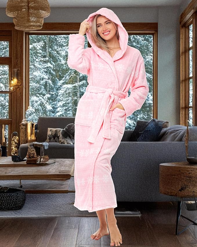 Alexander Del Rossa Womens Robe, Long Plush Bathrobe with Hood, Hooded Robes for Women Plus Size Bath Robe