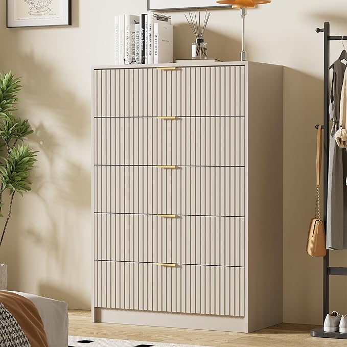 Beige Dresser for Bedroom, Modern Dresser with 5 Drawers and Smooth Slides, Wide Chest of Drawers with Golden Handles for Bedroom, Living Room, Closet, 15.7" D x 31.5" W x 47.2" H