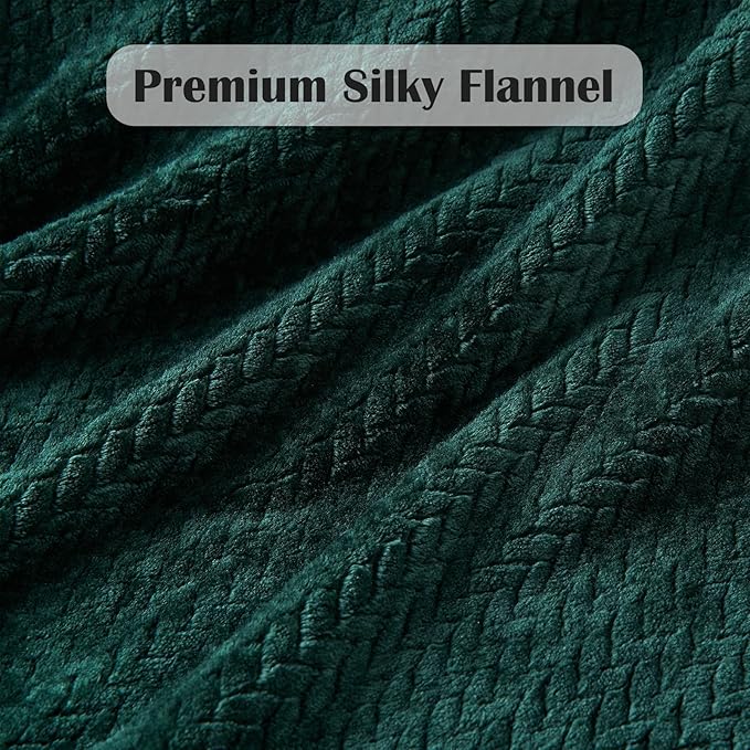 NEWCOSPLAY Super Soft Twin Blanket Forest Green Premium Silky Flannel Fleece Leaves Pattern Lightweight Bed Blanket All Season Use (Forest Green, Twin(60"x80"))
