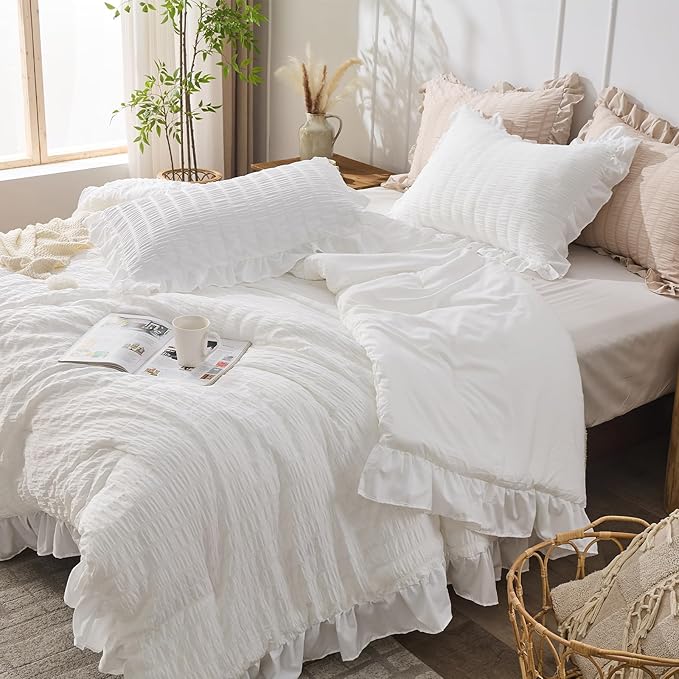 JOLLYVOGUE White King Comforter Set, 3 Pieces Seersucker Comforters King Size, Lightweight & Fluffy Bedding Sets King for All Season with 1 Ruffle Comforter and 2 Ruffle Pillowshams