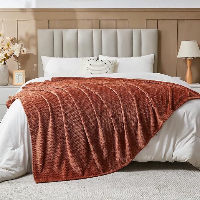 NEWCOSPLAY Super Soft Twin Blanket Coffee Premium Silky Flannel Fleece Leaves Pattern Lightweight Bed Blanket All Season Use (Coffee, Twin(60"x80"))