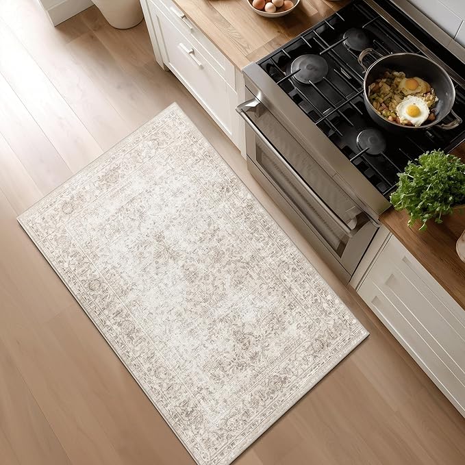 FMFUNCTEX Entryway Rug 2x3 Washable Beige Vintage Distressed Door Mat Non Slip Low Pile Indoor Carpet Soft Retro Floral Small Throw Area Rugs for Entry Way Entrance Bedroom Kitchen Bathroom Laundry