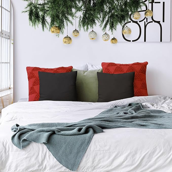 Utopia Bedding Throw Pillows Insert (Pack of 2, Black) - 18 x 18 Inches Bed and Couch Pillows - Indoor Decorative Pillow