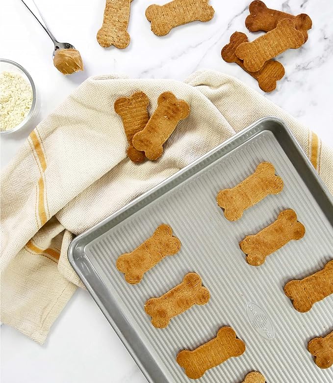 USA Pan Bakeware Nonstick Half Sheet Pan, Baking Sheet, Aluminized Steel