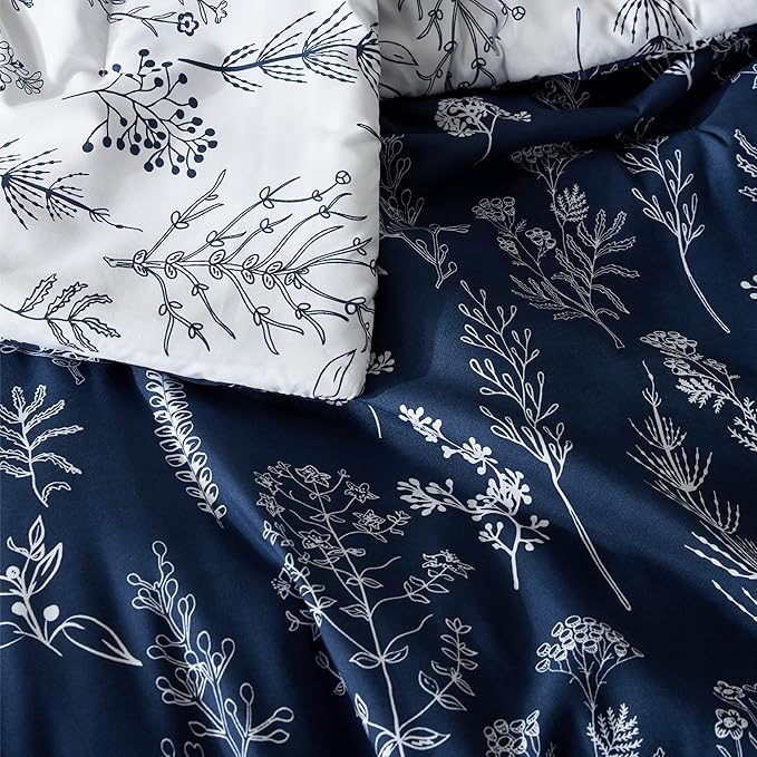 Bedsure Twin/Twin XL Comforter Set - Navy Bed Set, 2 Pieces Cute Floral Bedding, 1 Soft Reversible Botanical Flowers Comforter and 1 Pillow Sham