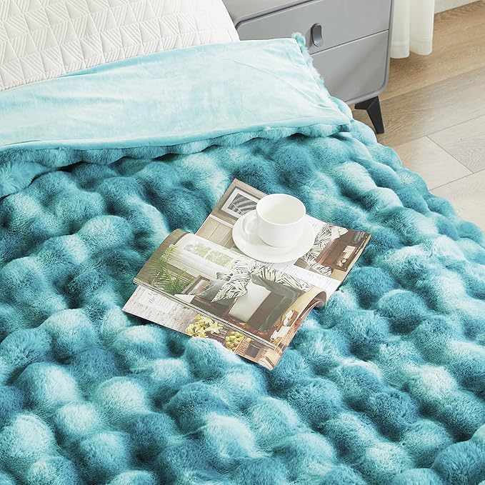 Ultra Plush Bubble Faux Rabbit Fur Blanket – 950GSM Thick Fluffy Throw Blanket for Bed, Couch, Sofa, or Gift, 60" × 80", Tie-dye Teal