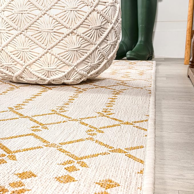 JONATHAN Y Moroccan Geometric Indoor Outdoor Area Rug 9X12 Cream/Yellow, Ourika Textured Weave for Backyard, Patio, Porch, Easy-Cleaning, High Traffic, Pet-Friendly, Non-Shedding (SMB108J-9)