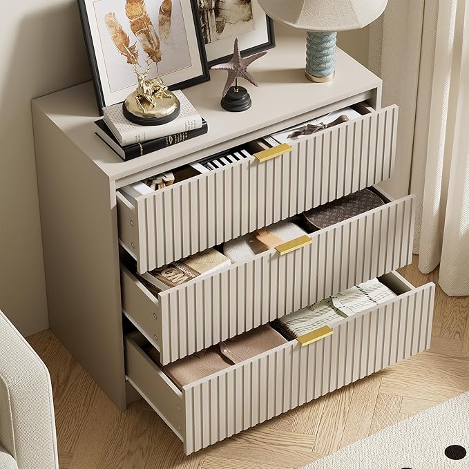 Beige Dresser for Bedroom, Modern Dresser with 3 Drawers and Smooth Slides, Wide Chest of Drawers with Golden Handles for Bedroom, Living Room, Closet, 15.7" D x 31.5" W x 29.6" H