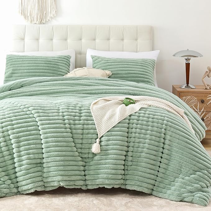 Smoofy Fluffy King Size Comforter Set 3 Pieces - Sage Green Fleece Fluffy Comforter Set, Luxury Fuzzy King Bedding Set, Soft King Bed Set All Season, Heavy Faux Fur Comforter with 2 Pillow Cases