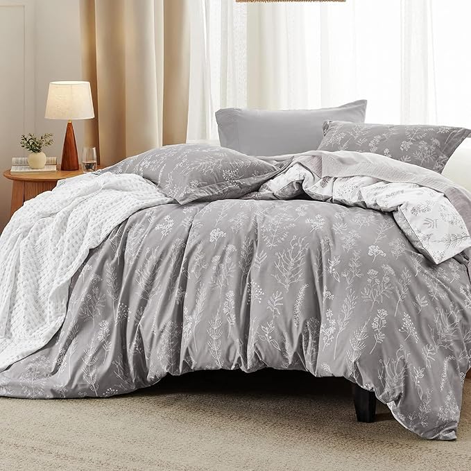 Bedsure Oversized Queen Comforter Set - Grey Bed Set, 3 Pieces Cute Floral Bedding, 1 Soft Reversible Botanical Flowers Comforter and 2 Pillow Shams
