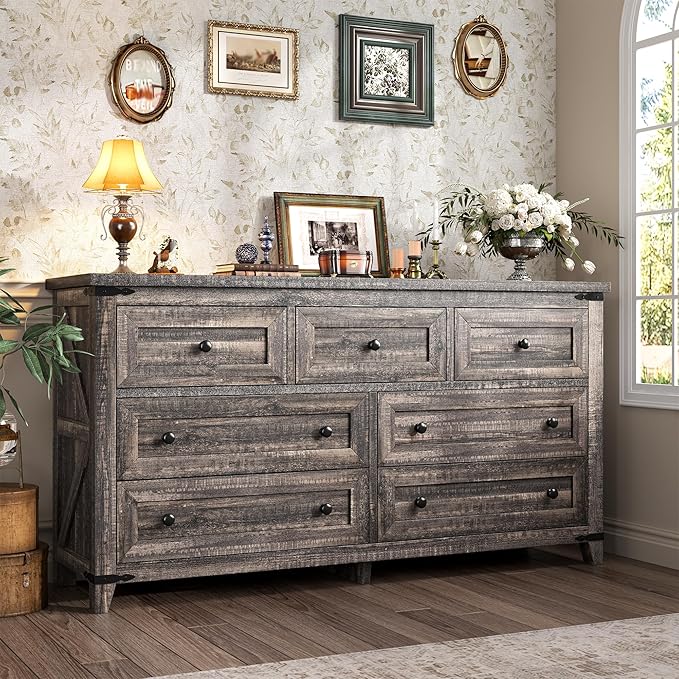 Farmhouse Dresser & Chest of Drawers, 7 Drawer Dresser with Smooth Metal Rails, Wide Large Storage Drawers and TV Stand for Bedroom, Hallway, or Closet