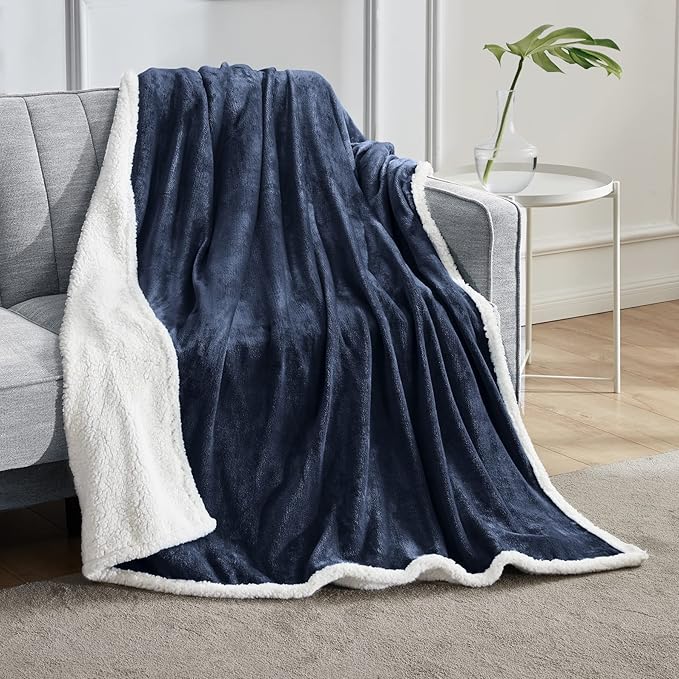 BEAUTEX Sherpa Fleece Throw Blanket Queen Size for Bed - Thick and Warm Blanket for Winter, Fluffy Flannel Plush Queen Blanket, Fuzzy Blue Cuddle Blankets for Bed (90" x 90", NavyBlue)