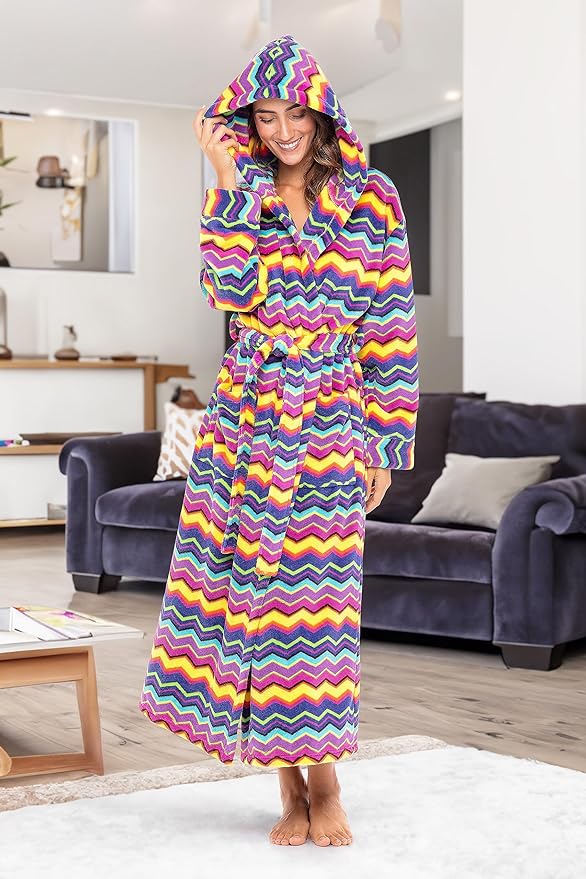 Alexander Del Rossa Womens Robe, Long Plush Bathrobe with Hood, Hooded Robes for Women Plus Size Bath Robe