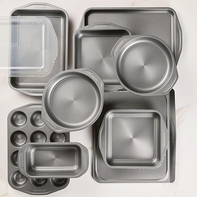 Circulon Total Nonstick Bakeware Set with Nonstick Bread Pan, Cookie Sheet, Baking Pan, Baking Sheet, Cake Pan and Muffin/Cupcake Pan - 10 Piece, Gray