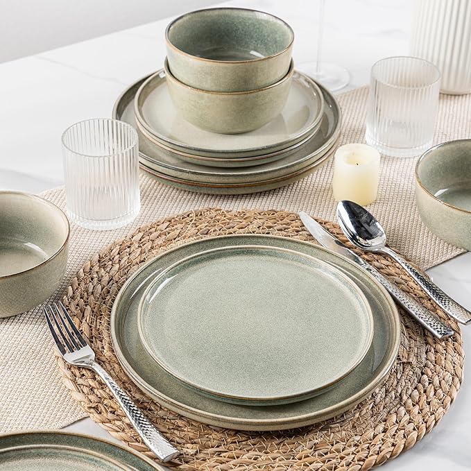 AmorArc Ceramic Dinnerware Sets for 4,Round Reactive Glaze Stoneware Plates and Bowls Set,Highly Scratch Resistant Dishware | Dishwasher & Microwave Safe Dishes Set,Service for 4 (12pc)