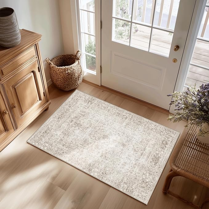 FMFUNCTEX Entryway Rug 2x3 Washable Beige Vintage Distressed Door Mat Non Slip Low Pile Indoor Carpet Soft Retro Floral Small Throw Area Rugs for Entry Way Entrance Bedroom Kitchen Bathroom Laundry