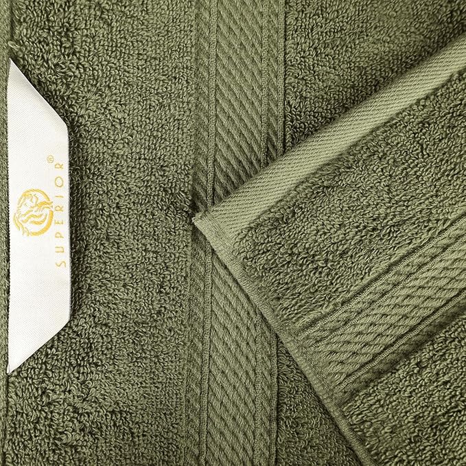 SUPERIOR Egyptian Cotton Pile Bath Towel Set of 4, Ultra Soft Luxury Towels, Thick Plush Essentials, Absorbent Heavyweight, Guest Bath, Hotel, Spa, Home Bathroom, Shower Basics, Forest Green